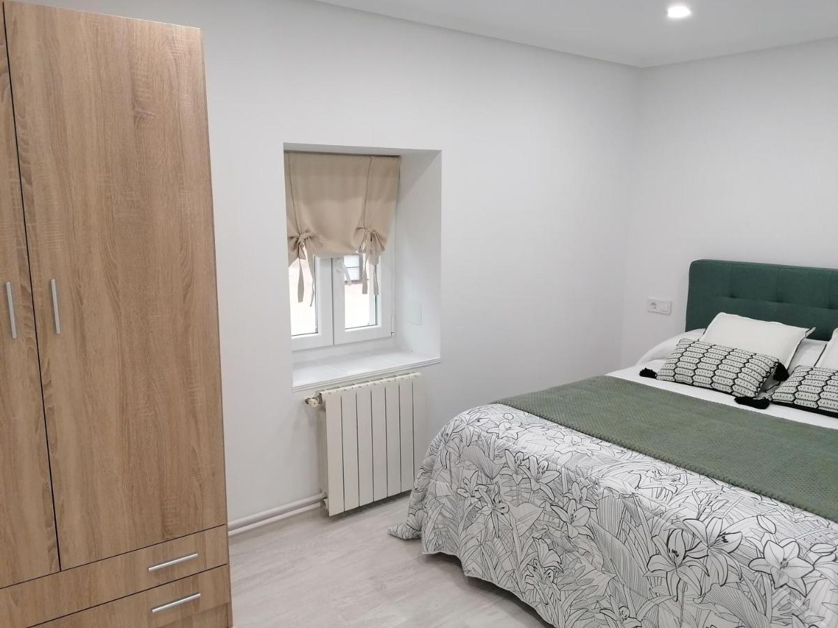 Piso Deluxe En El Centro Con Ascensor Apartment กาสโตร-อูร์เดียเลส ภายนอก รูปภาพ