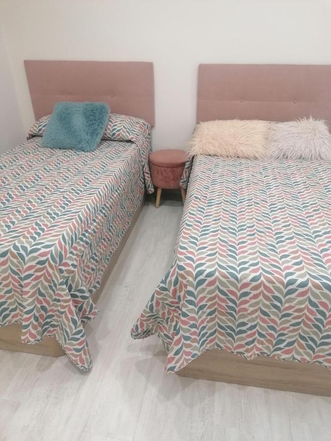 Piso Deluxe En El Centro Con Ascensor Apartment กาสโตร-อูร์เดียเลส ภายนอก รูปภาพ